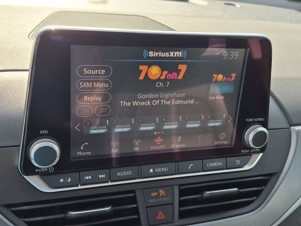 2025 Nissan Altima SR
