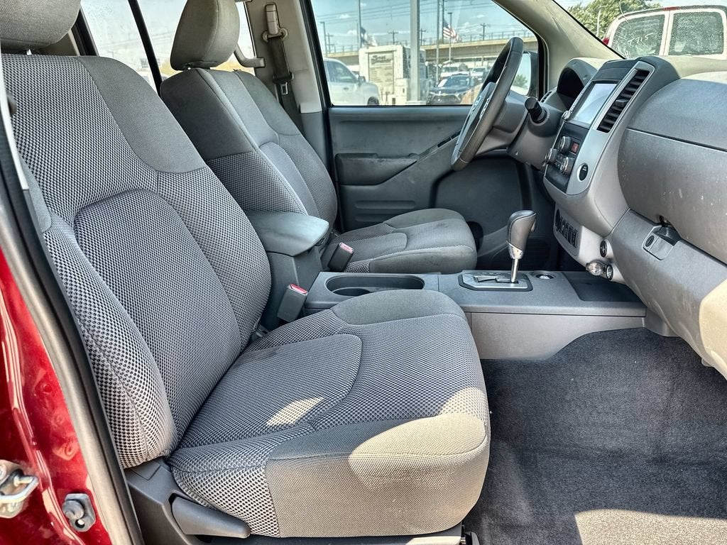 2020 Nissan Frontier SV