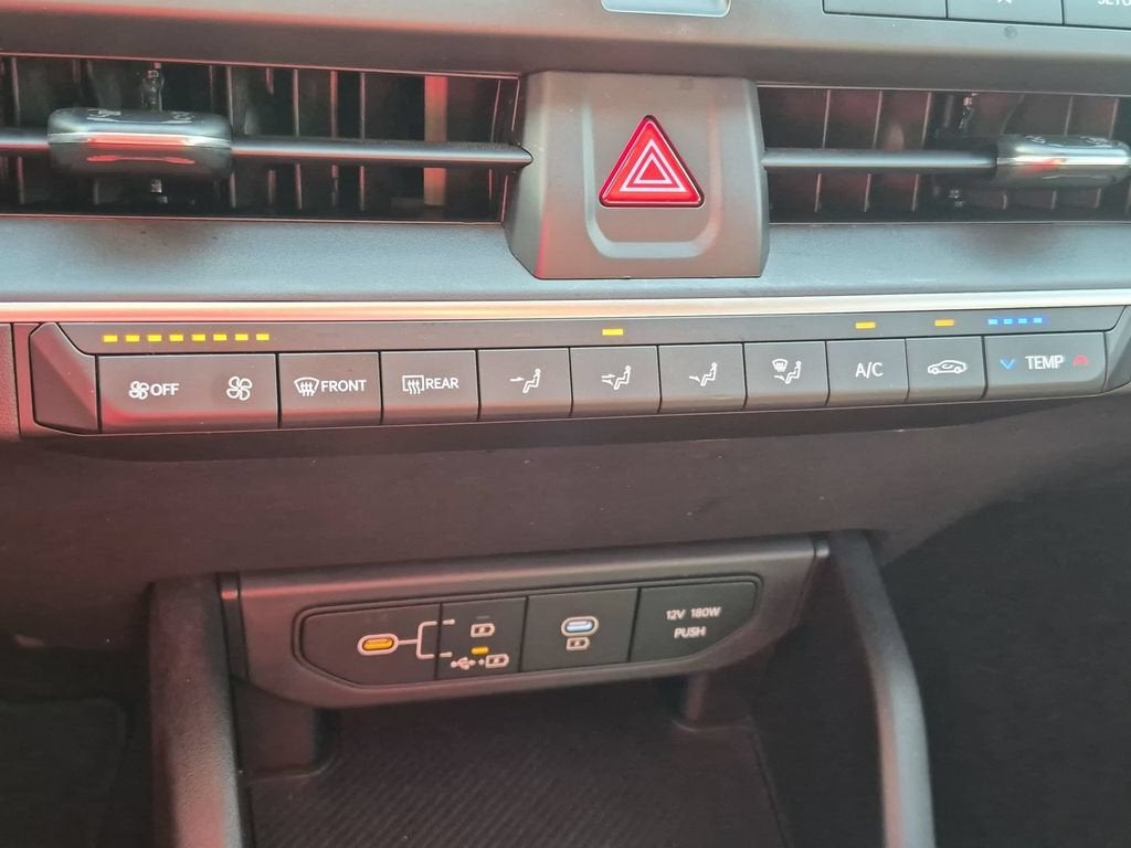2025 Kia K4 LX