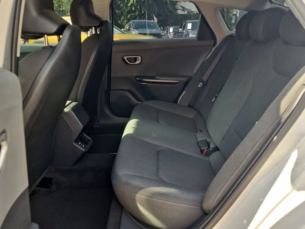 2025 Kia K4 LX