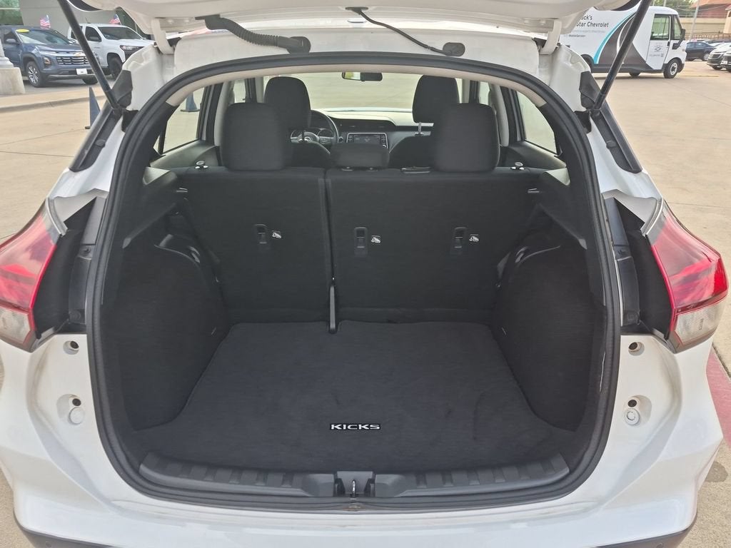 2024 Nissan Kicks S