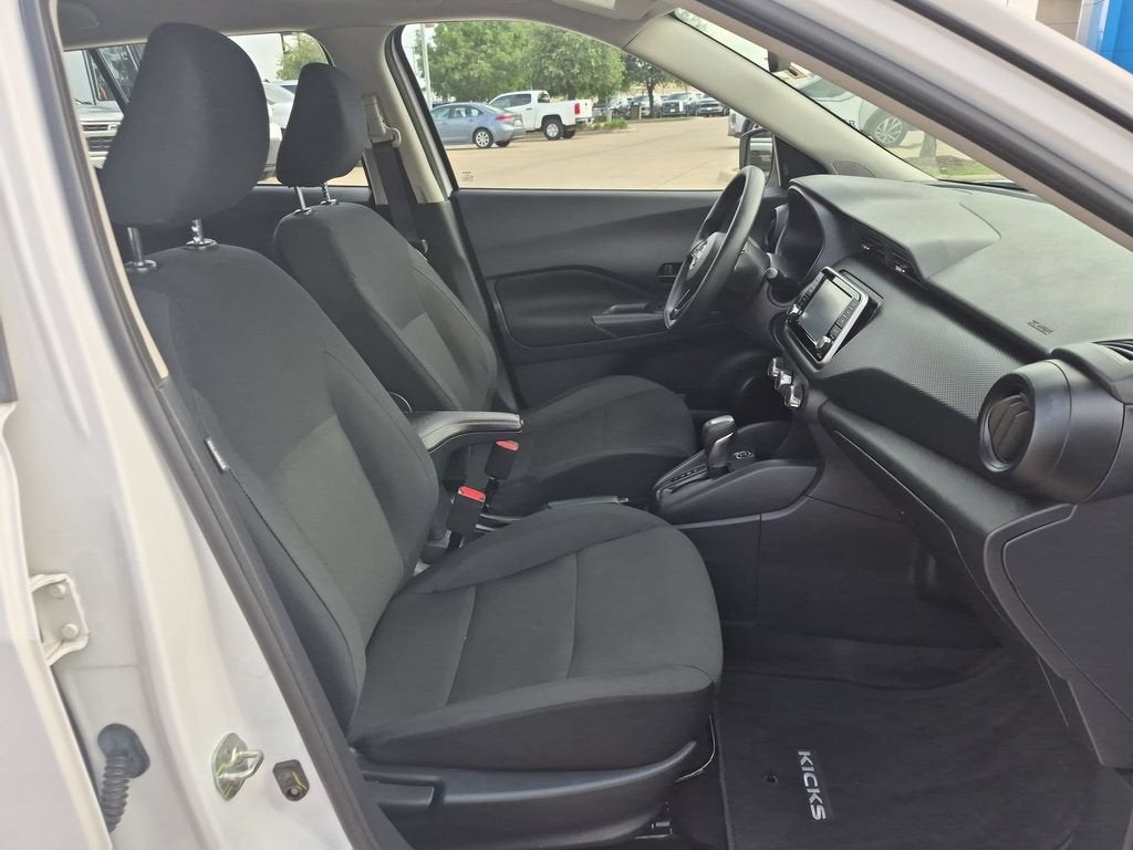 2024 Nissan Kicks S