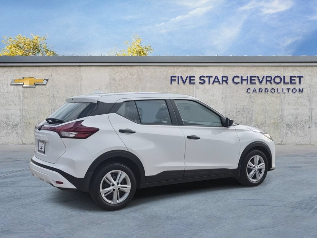 2024 Nissan Kicks S