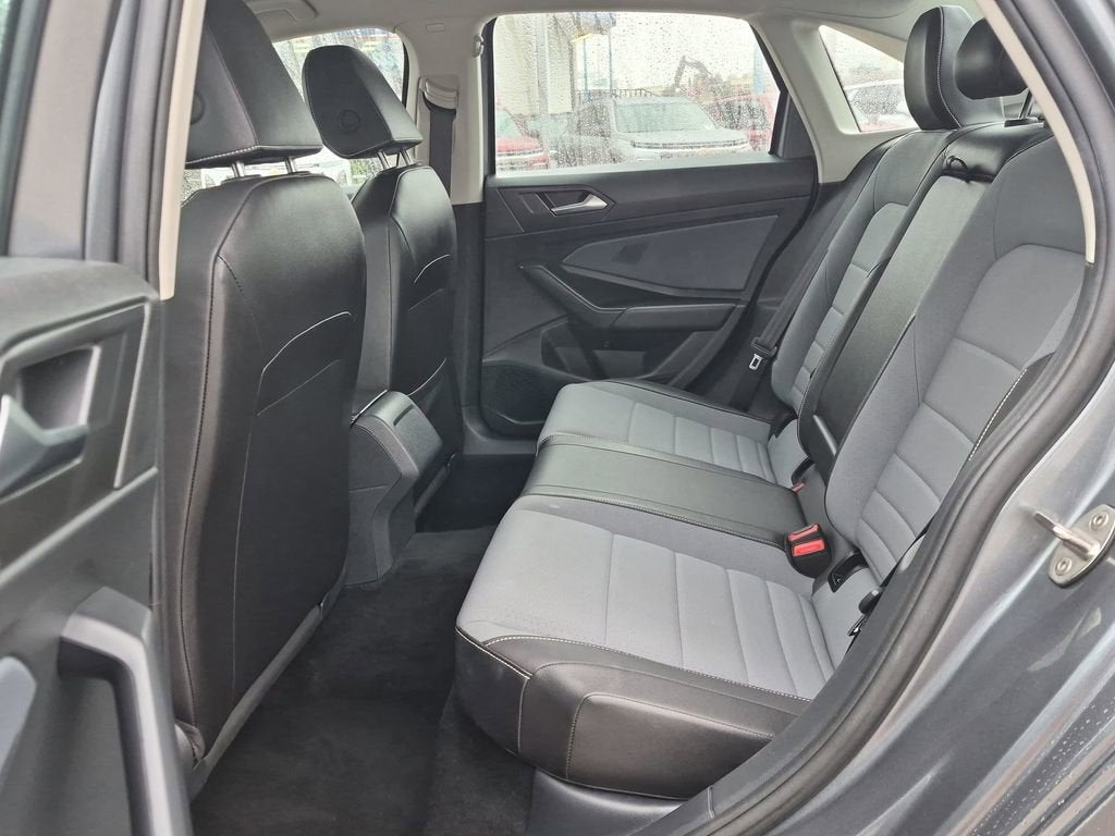 2025 Volkswagen Jetta SE