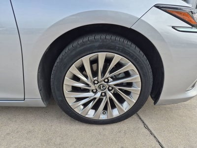 2022 Lexus ES ES 300h Ultra Luxury