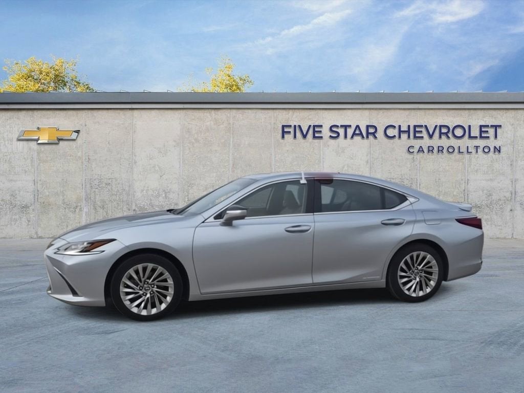 2022 Lexus ES ES 300h Ultra Luxury