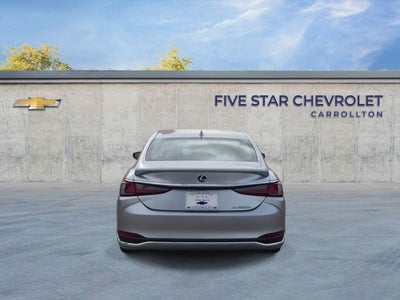 2022 Lexus ES ES 300h Ultra Luxury