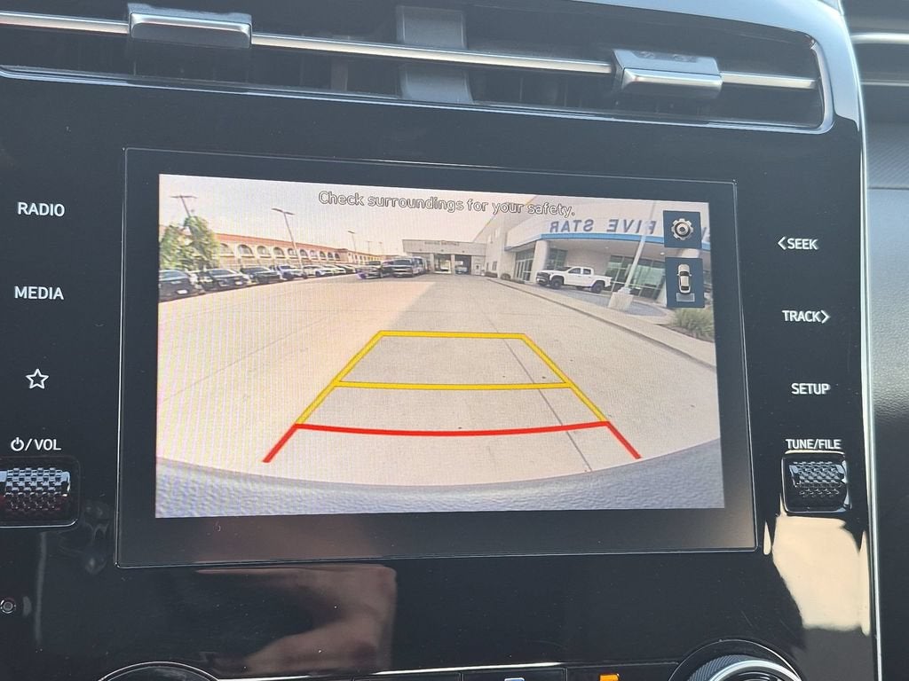2024 Hyundai Santa Cruz SE