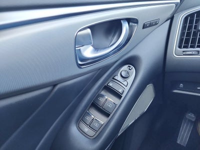 2023 INFINITI Q50 LUXE
