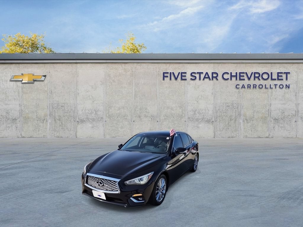 2023 INFINITI Q50 LUXE