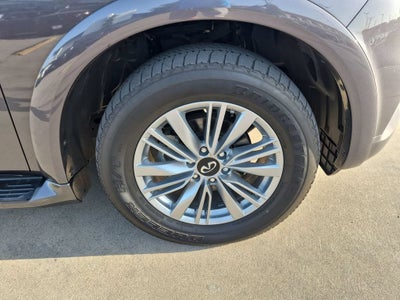 2024 INFINITI QX80 LUXE