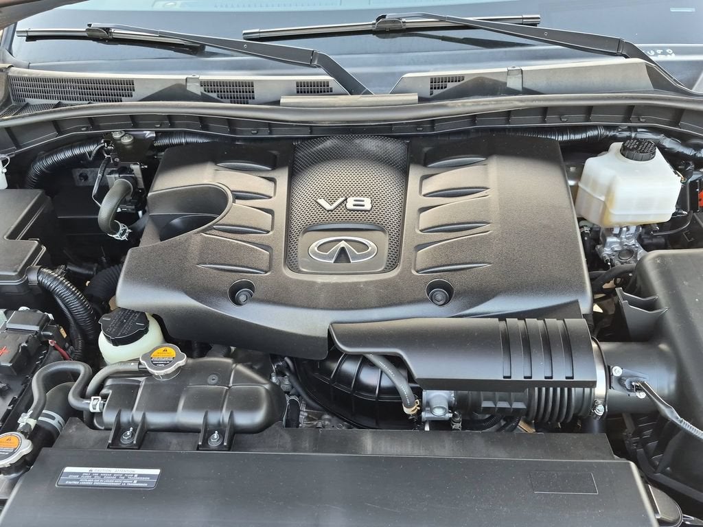 2024 INFINITI QX80 LUXE