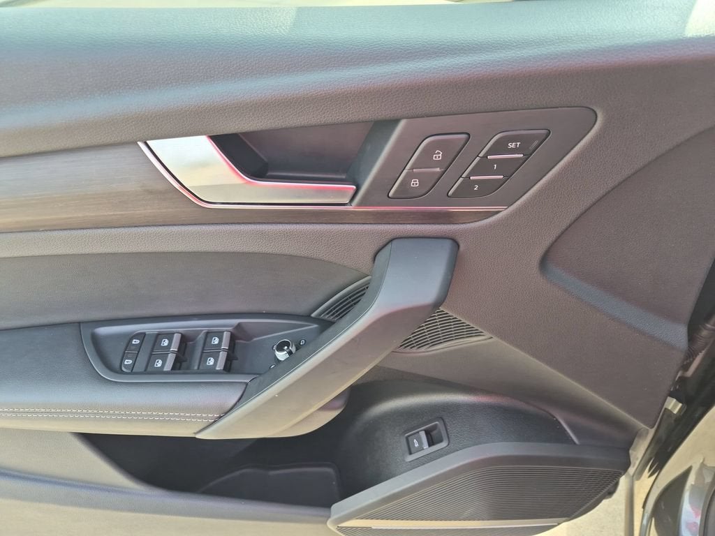 2024 Audi Q5 S line Premium Plus