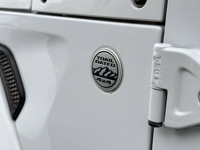 2020 Jeep Wrangler Unlimited Sahara Altitude