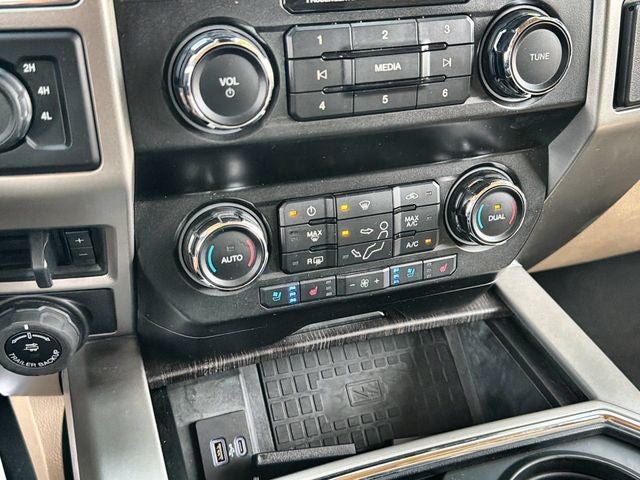 2021 Ford F-350SD Lariat