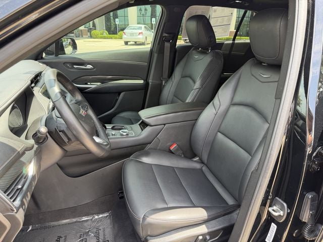 2022 Cadillac XT4 Sport