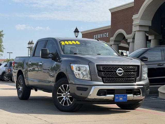 2021 Nissan Titan SV