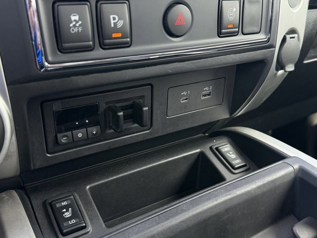 2021 Nissan Titan SV