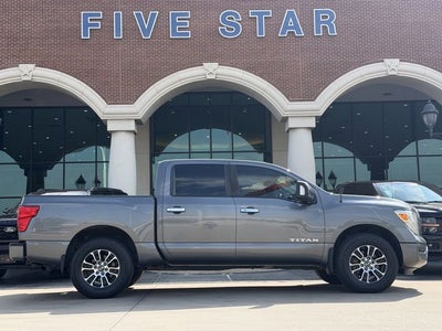 2021 Nissan Titan SV