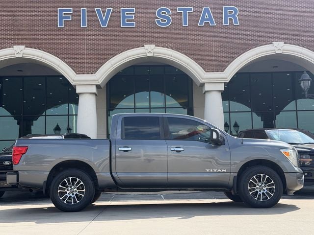 2021 Nissan Titan SV