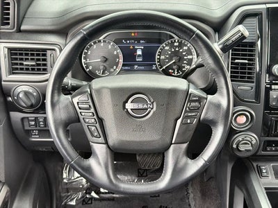 2023 Nissan Titan SV