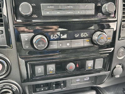 2023 Nissan Titan SV