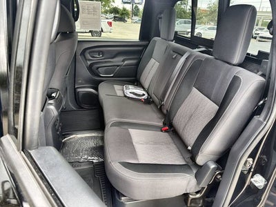 2023 Nissan Titan SV