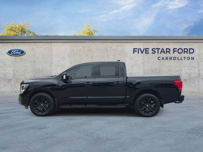 2023 Nissan Titan SV