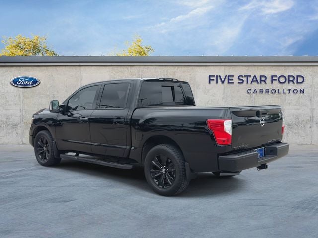 2023 Nissan Titan SV