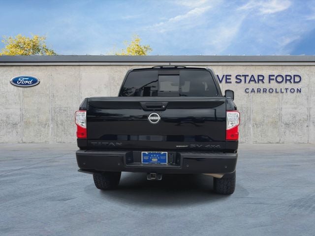 2023 Nissan Titan SV