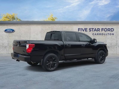 2023 Nissan Titan SV