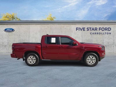 2024 Nissan Frontier SV