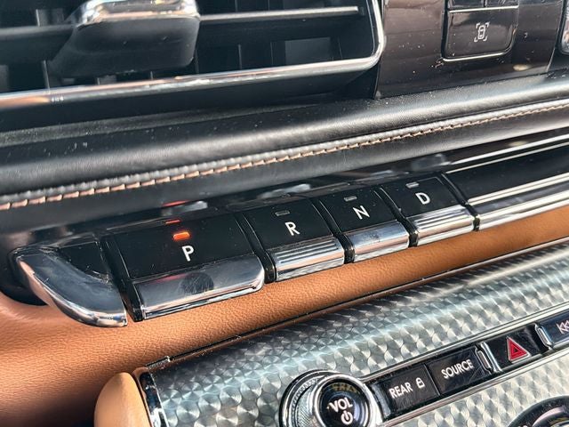 2022 Lincoln Aviator Black Label