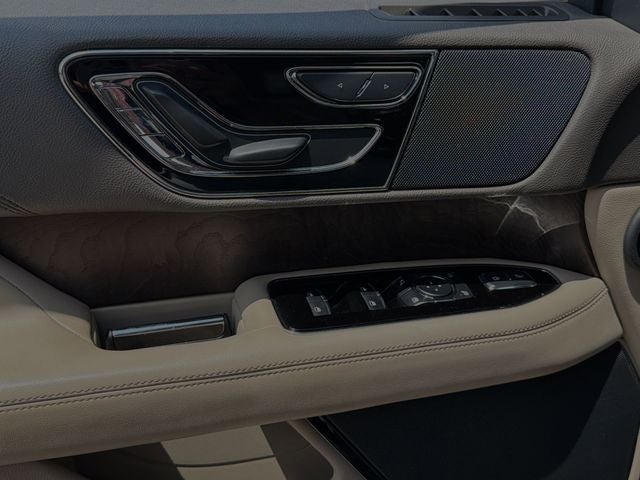 2024 Lincoln Navigator Premiere