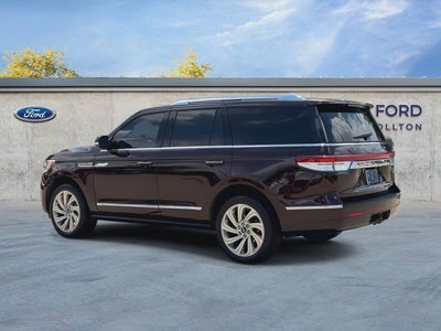 2024 Lincoln Navigator Premiere