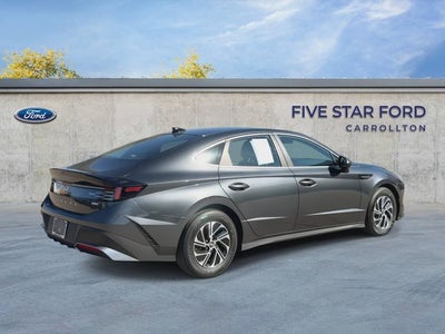 2026 Hyundai Sonata Hybrid Blue