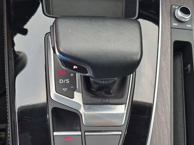 2024 Audi Q5 45 S line Premium quattro