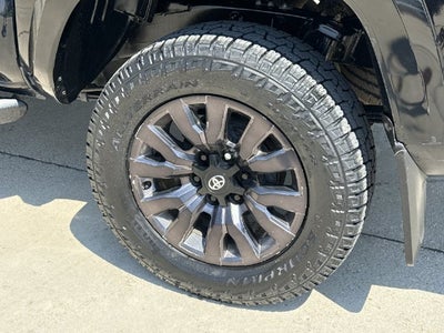 2023 Toyota Tacoma Limited V6