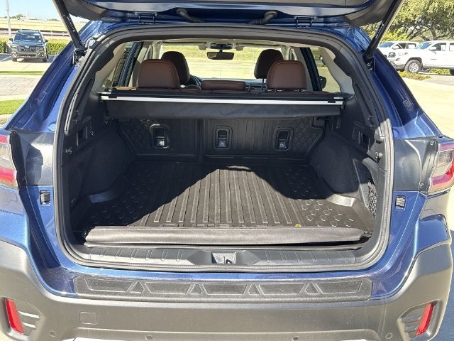 2022 Subaru Outback Touring XT