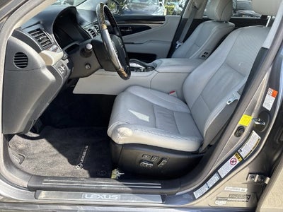 2016 Lexus LS 460