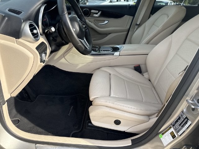 2021 Mercedes-Benz GLC GLC 300