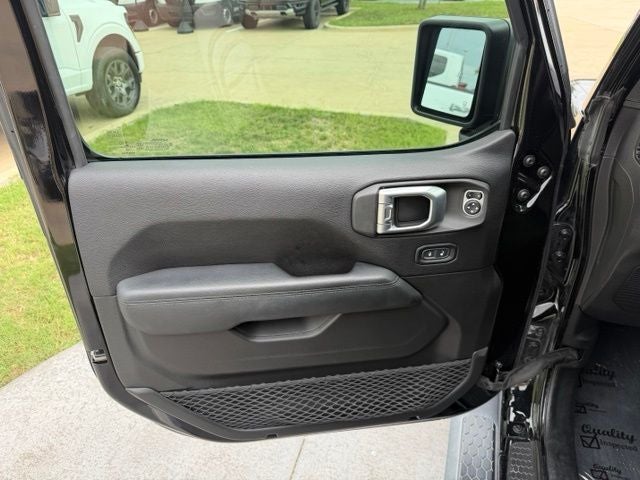 2019 Jeep Wrangler Unlimited Sahara Altitude