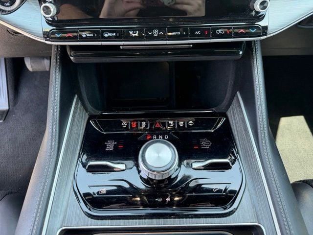 2023 Jeep Wagoneer L Series III