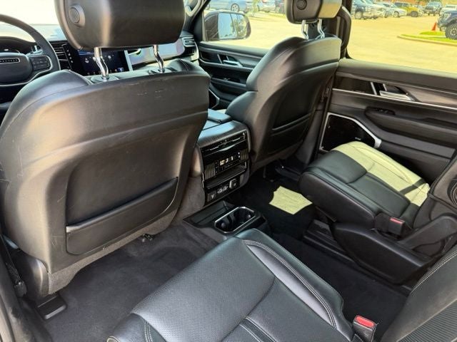 2023 Jeep Wagoneer L Series III
