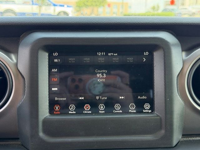 2021 Jeep Gladiator Sport