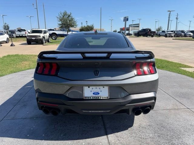 2025 Ford Mustang Dark Horse