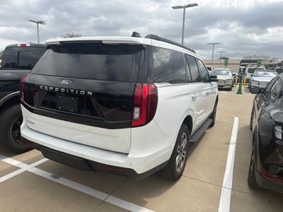 2025 Ford Expedition Active