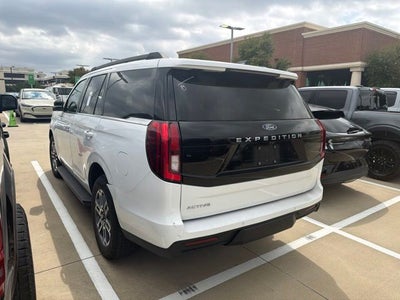 2025 Ford Expedition Active