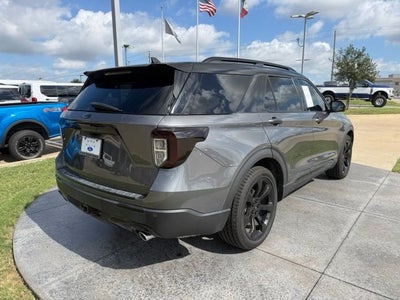 2023 Ford Explorer ST-Line