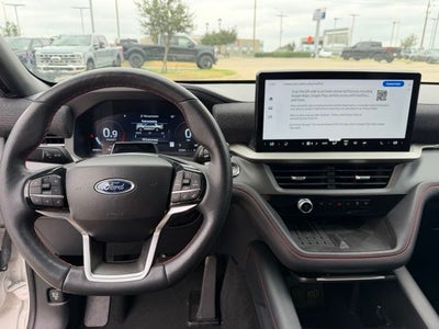 2025 Ford Explorer ST-Line